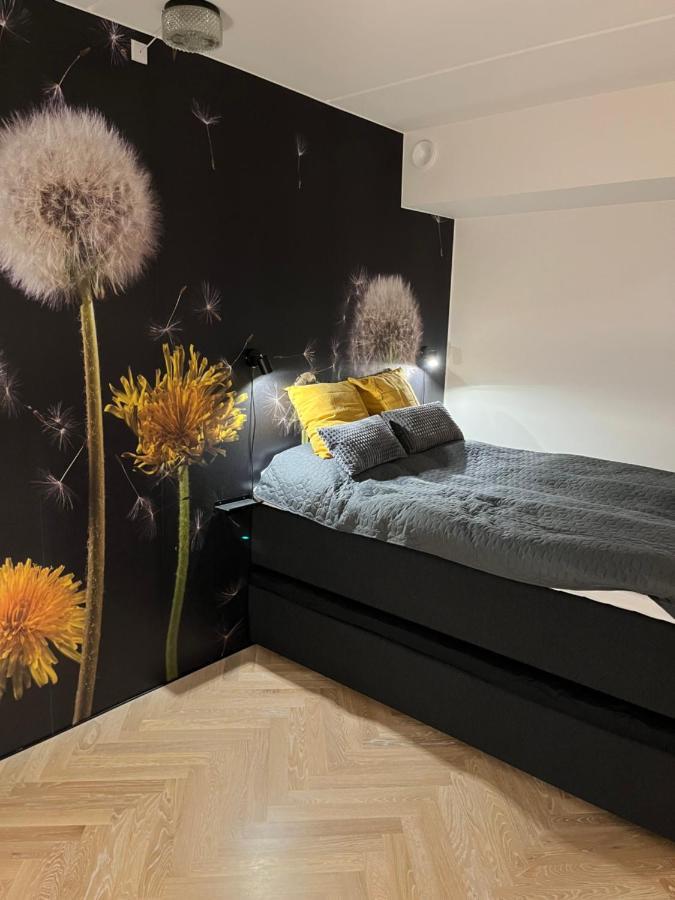 Apartment Directly To Seafront Of Bassin 7 With Big Balcony And Free Parking Århus Exterior foto