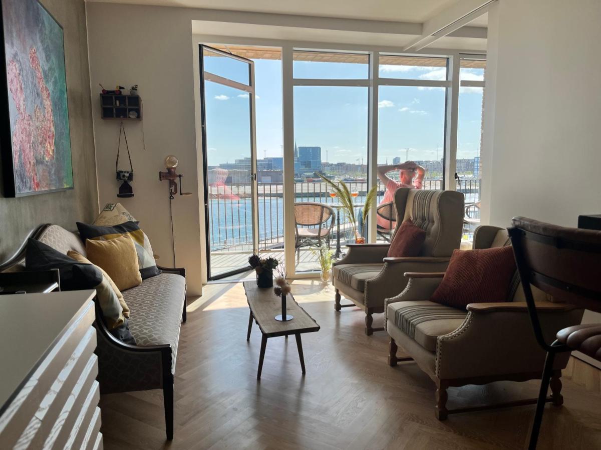Apartment Directly To Seafront Of Bassin 7 With Big Balcony And Free Parking Århus Exterior foto
